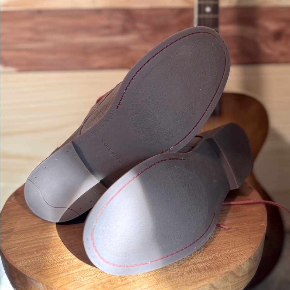 Cole Haan Chukka - Picture 6 of 11